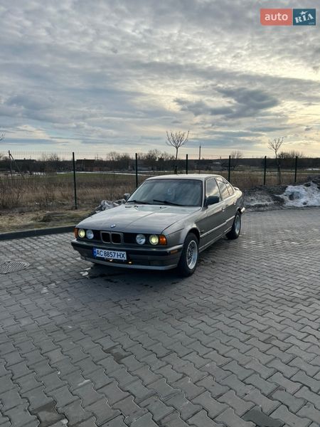 BMW 5 Series 1993 BMW 5 Series 1993