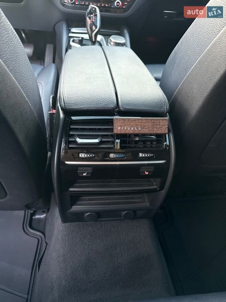 Седан BMW 5 Series 2017 в Києві