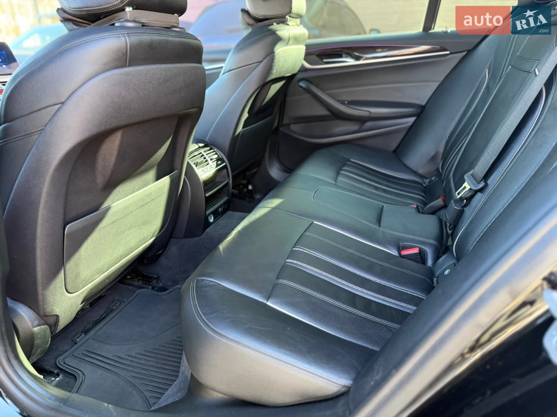 2017 BMW 5er - мініатюра 18