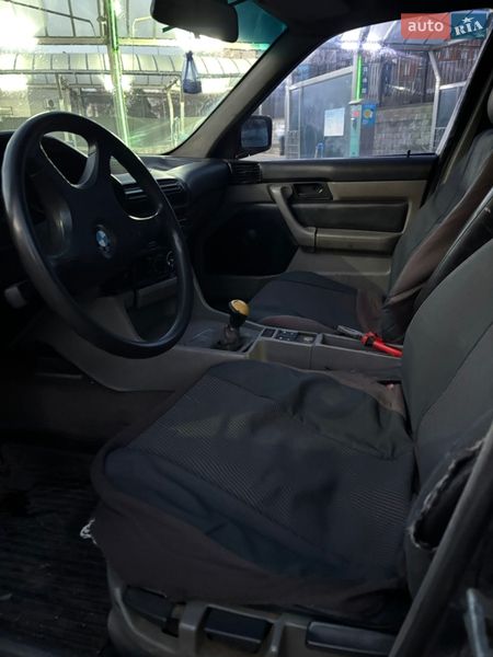 Седан BMW 5 Series 1988 в Одессе