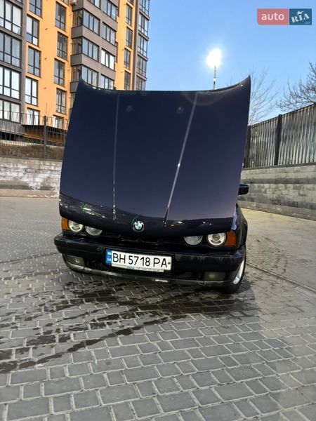 Седан BMW 5 Series 1988 в Одессе