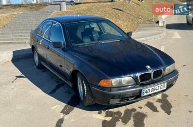 Седан BMW 5 Series 2000 в Вінниці