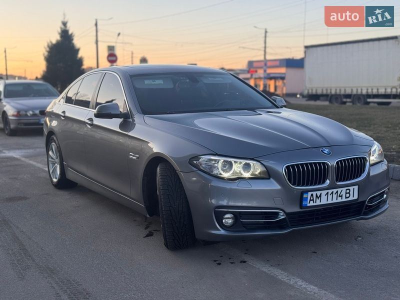 Седан BMW 5 Series 2015 в Житомире