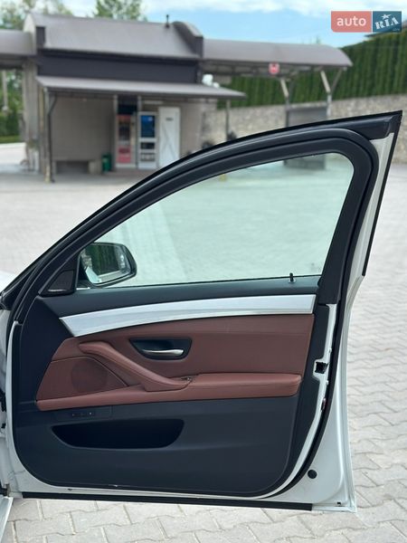 Седан BMW 5 Series 2014 в Тернополі