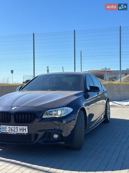 Седан BMW 5 Series 2012 в Первомайске
