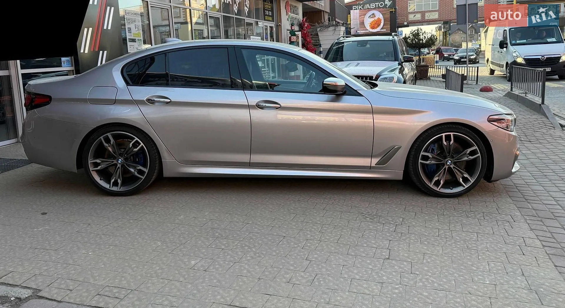 2018 BMW 5er - мініатюра 2
