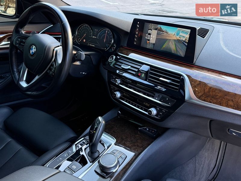 Седан BMW 5 Series 2018 в Киеве