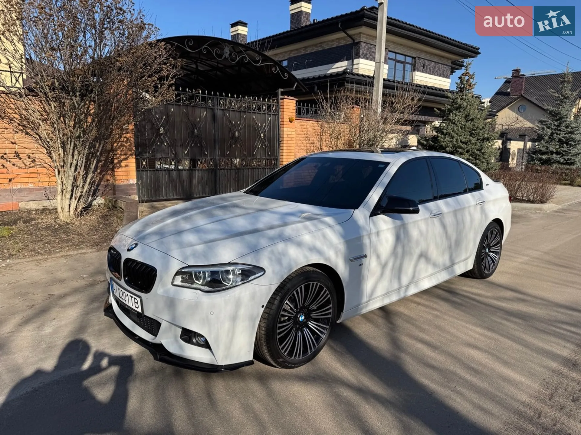 2016 BMW 5er - мініатюра 18