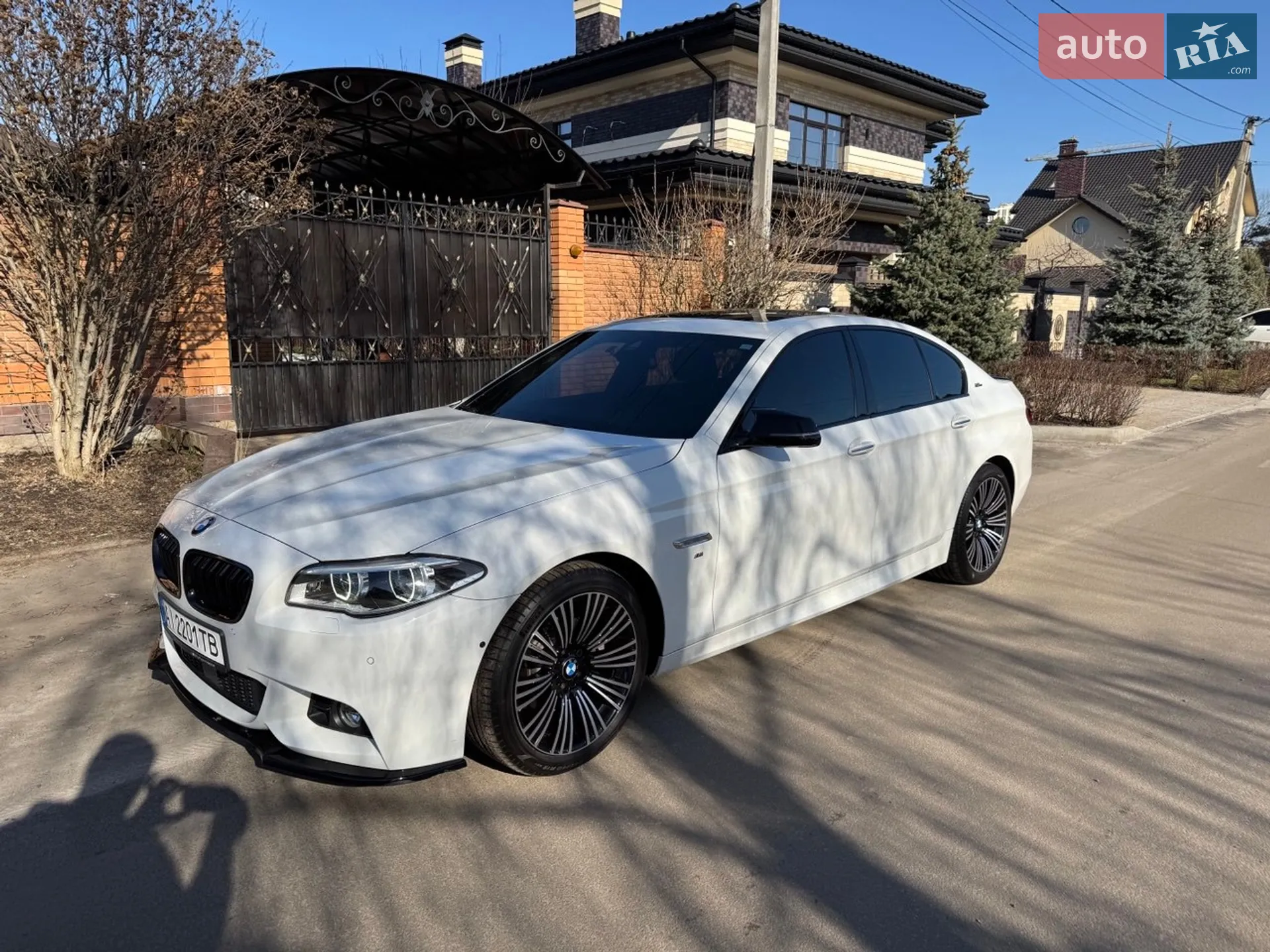 2016 BMW 5er - мініатюра 19