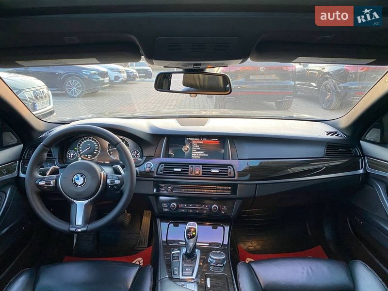 Седан BMW 5 Series 2015 в Черновцах
