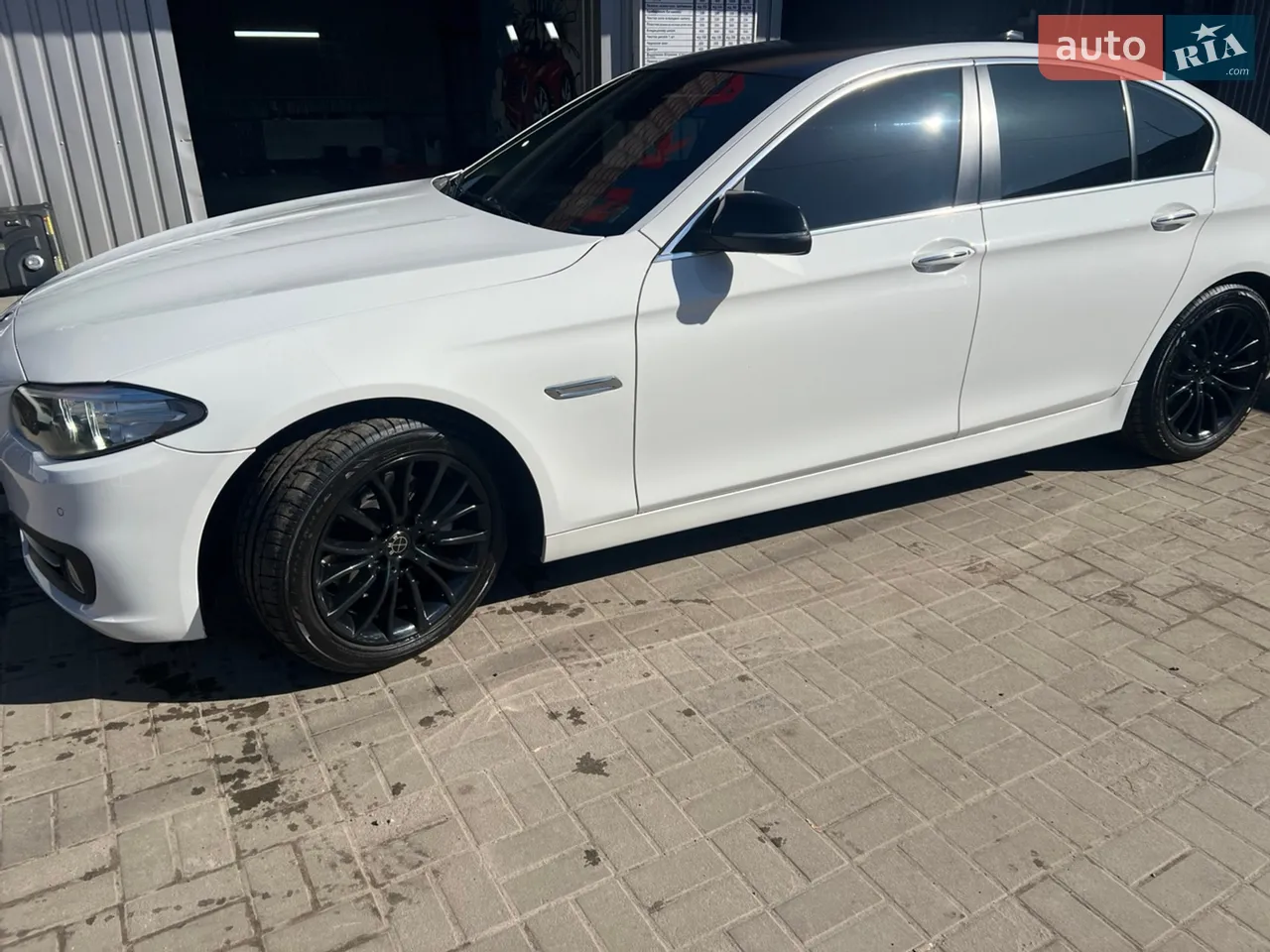 2017 BMW 5er - мініатюра 20