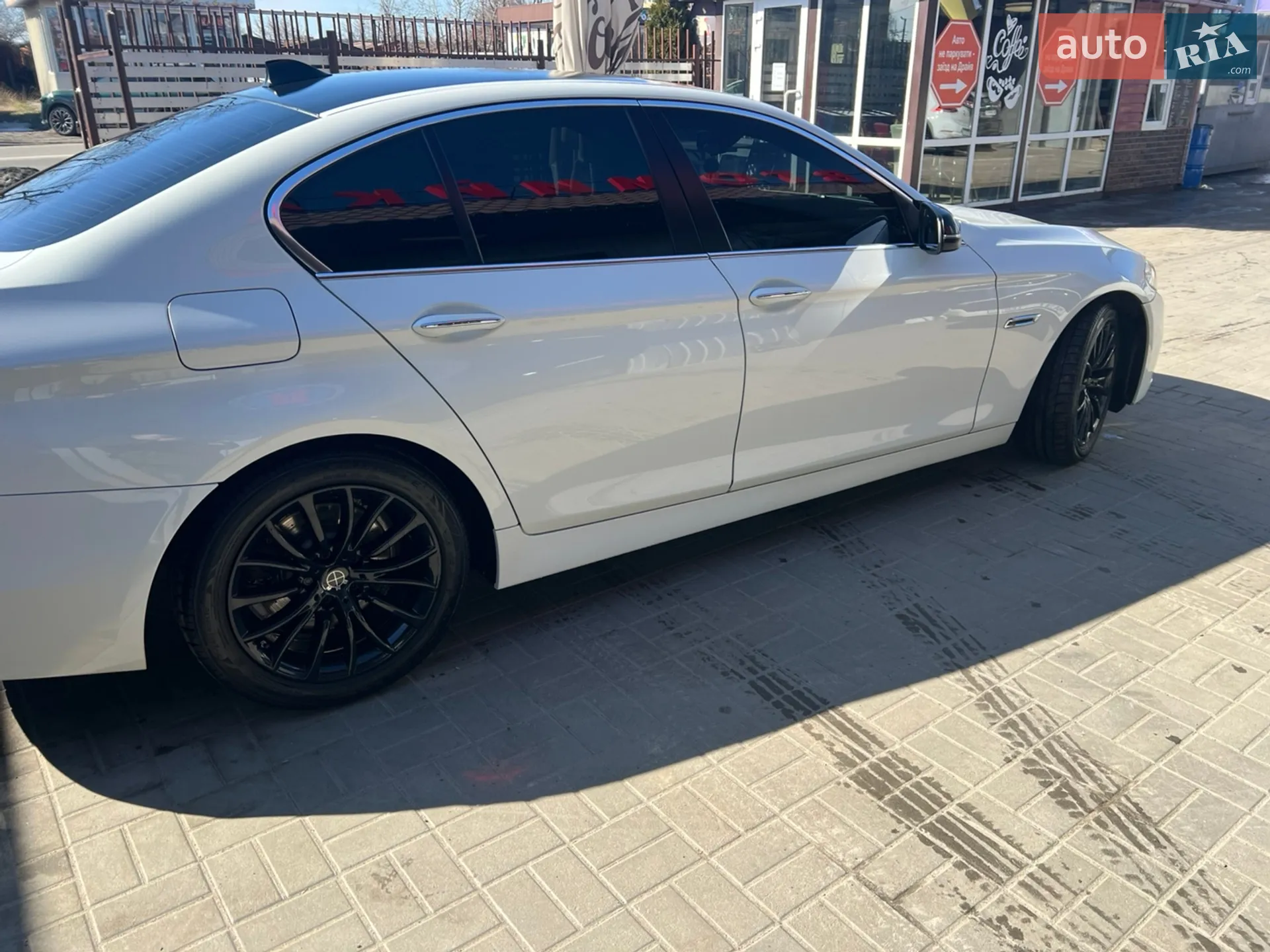 2016 BMW 5er - мініатюра 2