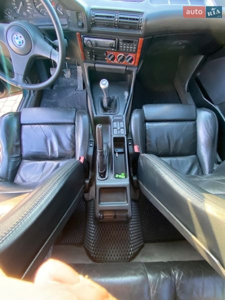 Седан BMW 5 Series 1990 в Хмельницькому