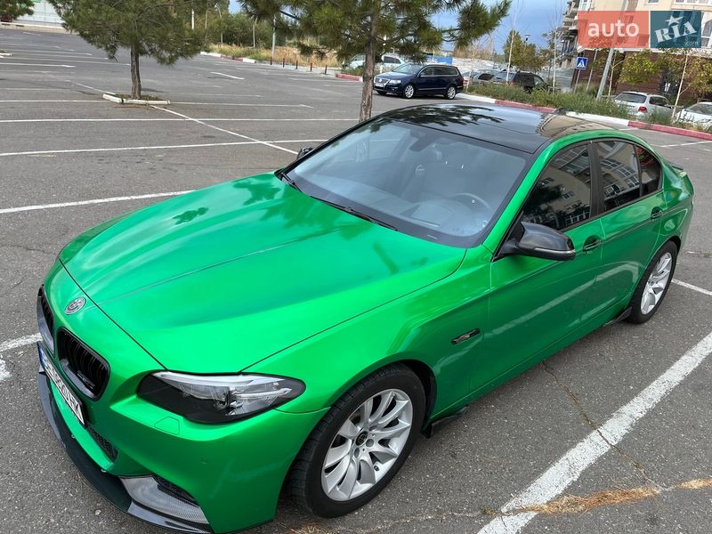 Седан BMW 5 Series 2015 в Николаеве
