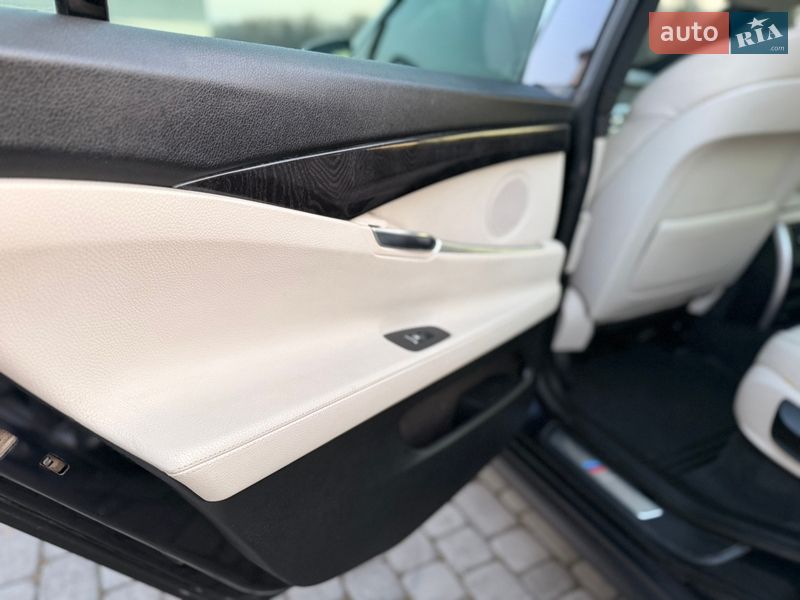 Лифтбек BMW 5 Series 2012 в Черновцах