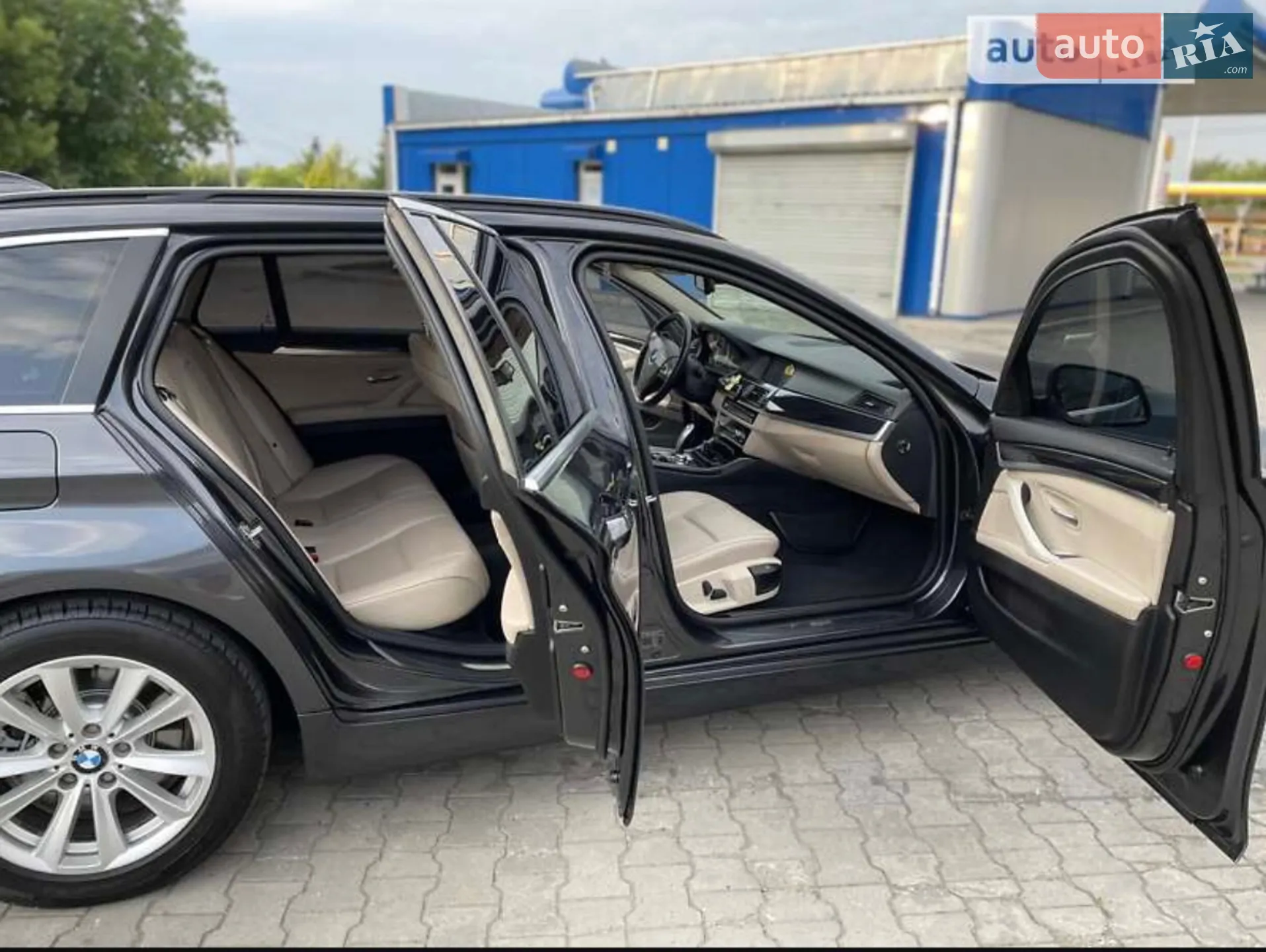 2010 BMW 5er - мініатюра 15