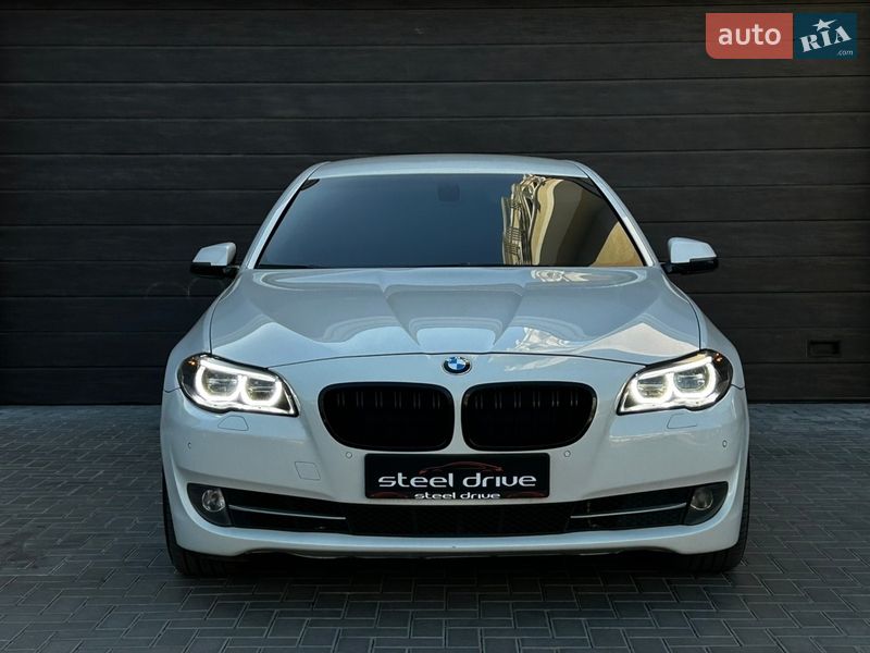 Седан BMW 5 Series 2012 в Миколаєві