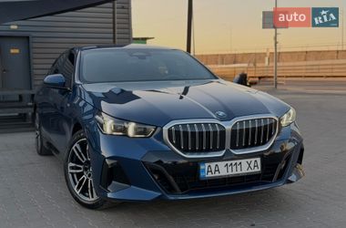 Седан BMW 5 Series 2023 в Києві