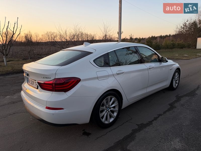 Седан BMW 5 Series 2017 в Киеве