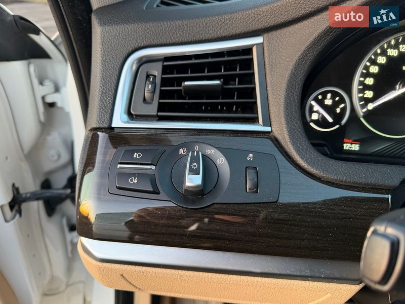 Седан BMW 5 Series 2017 в Киеве