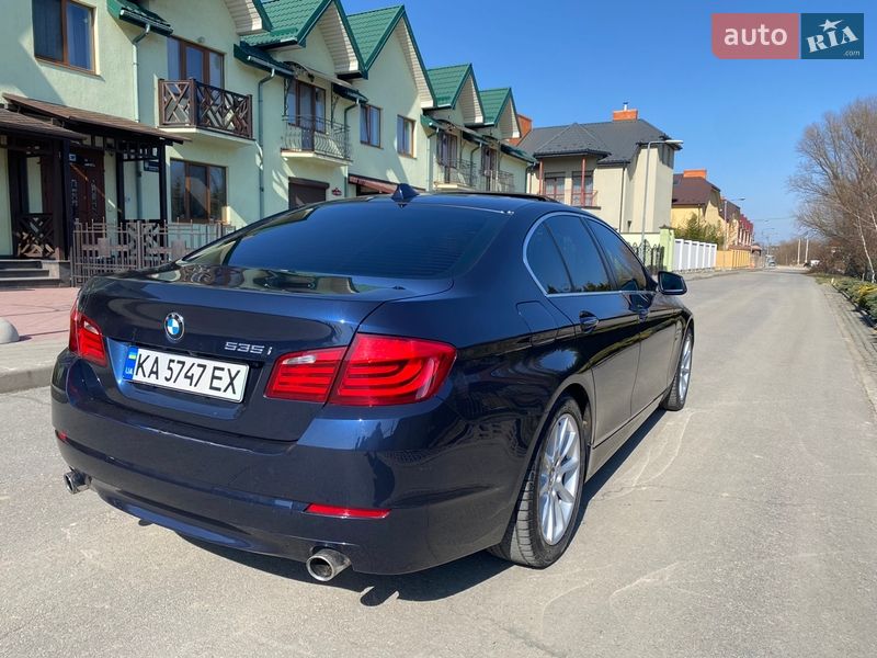 Седан BMW 5 Series 2011 в Стрые