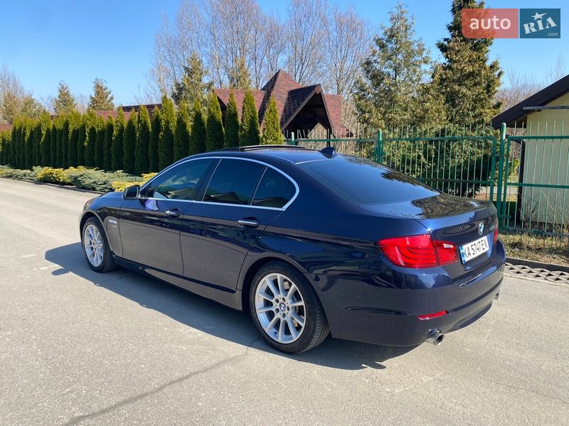 Седан BMW 5 Series 2011 в Стрые
