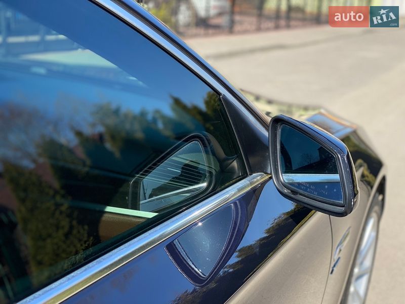 Седан BMW 5 Series 2011 в Стрые