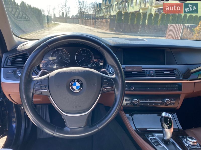 Седан BMW 5 Series 2011 в Стрые