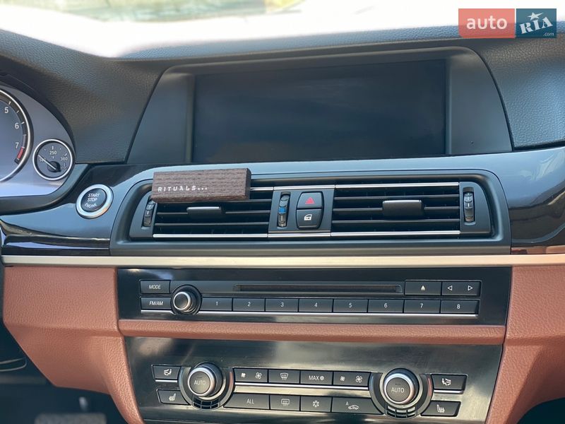 Седан BMW 5 Series 2011 в Стрые