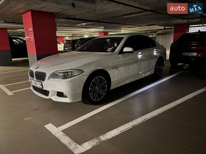 BMW 5 Series 2012
