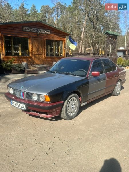 Седан BMW 5 Series 1994 в Луцке