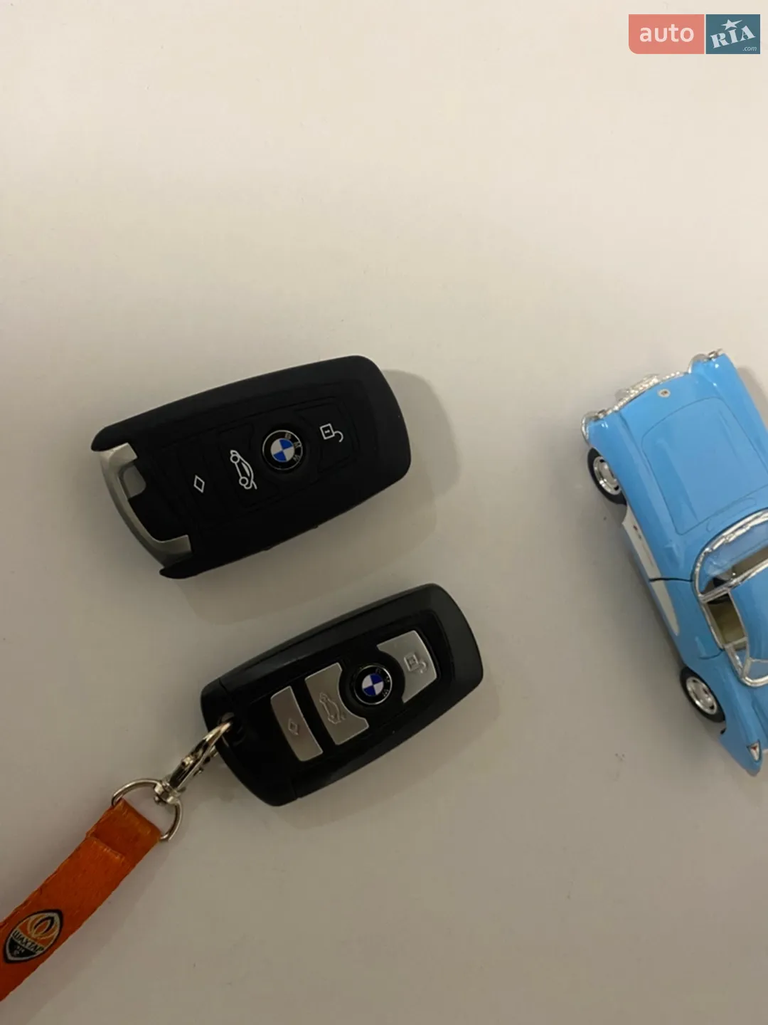 2013 BMW 5er - мініатюра 2