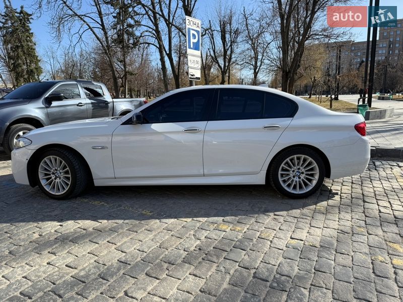 Седан BMW 5 Series 2012 в Харькове