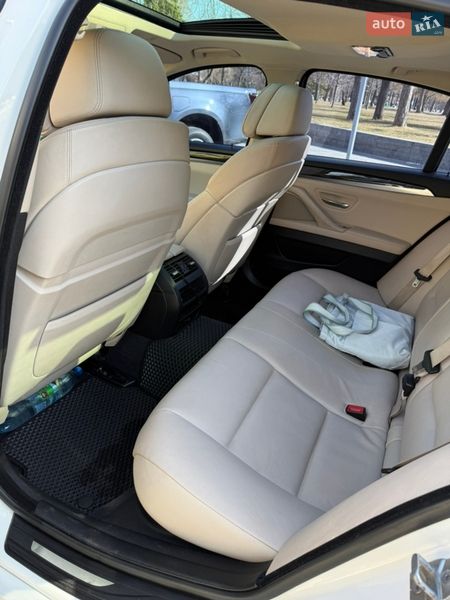 Седан BMW 5 Series 2012 в Харькове