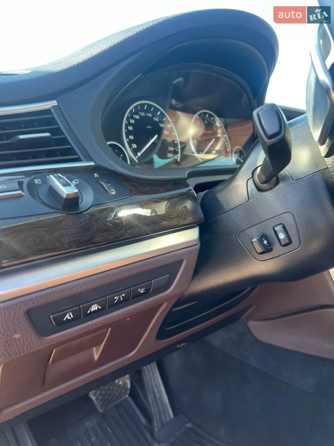 2015 BMW 5er - мініатюра 13