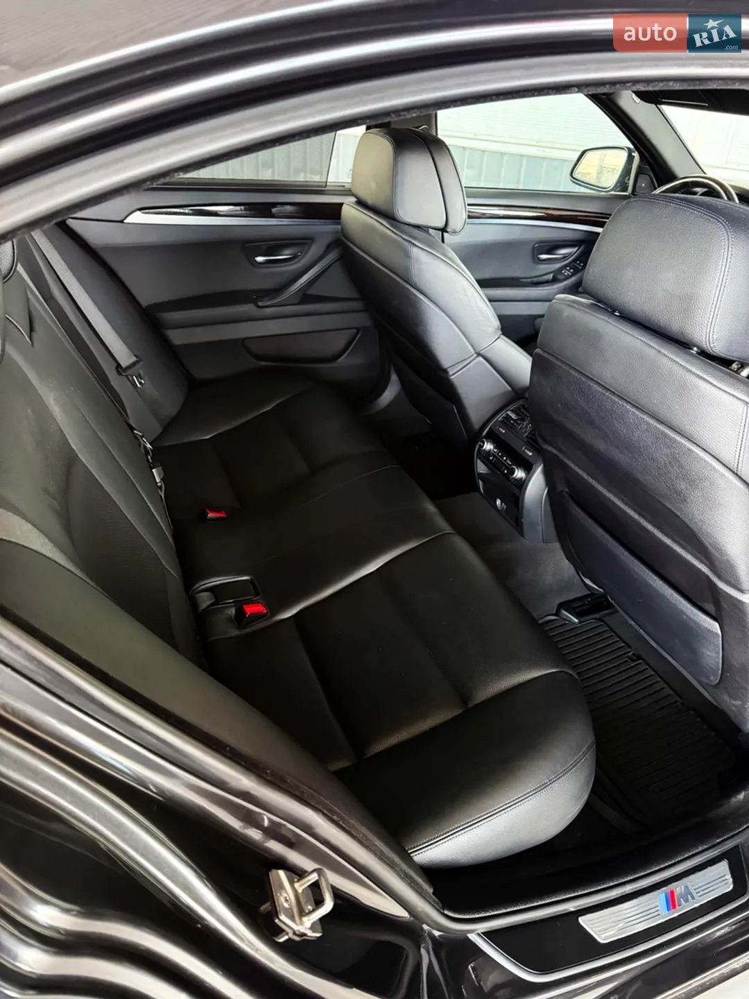 2012 BMW 5er - мініатюра 21
