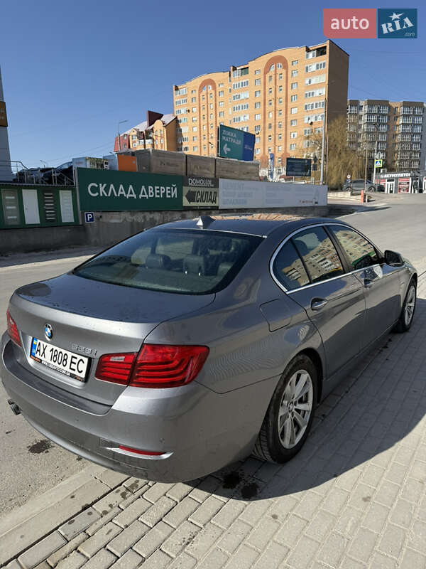 Седан BMW 5 Series 2015 в Тернополі