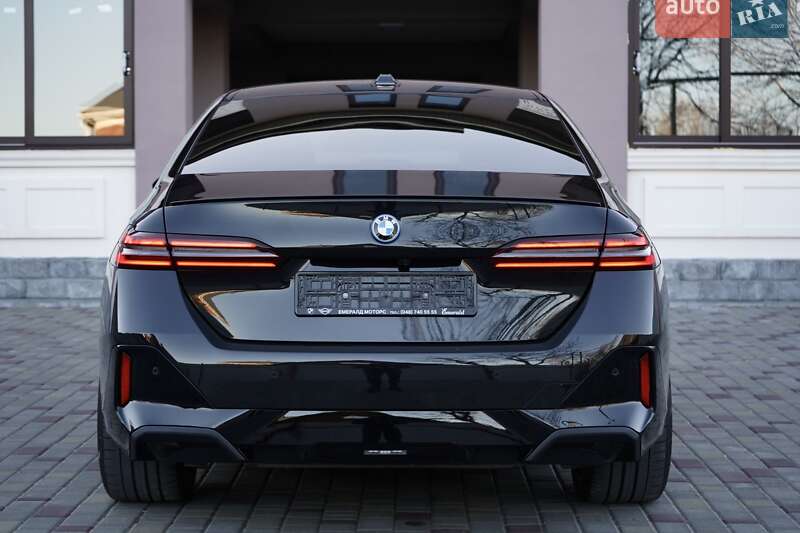 Седан BMW 5 Series 2024 в Одессе