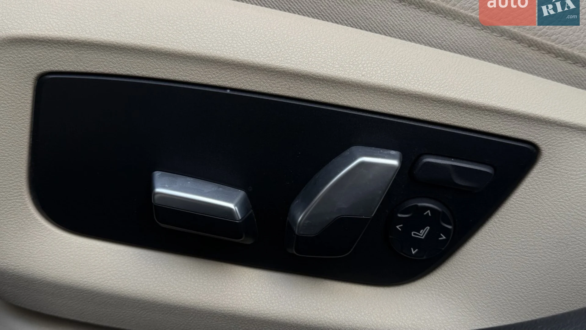 2017 BMW 5er - мініатюра 32