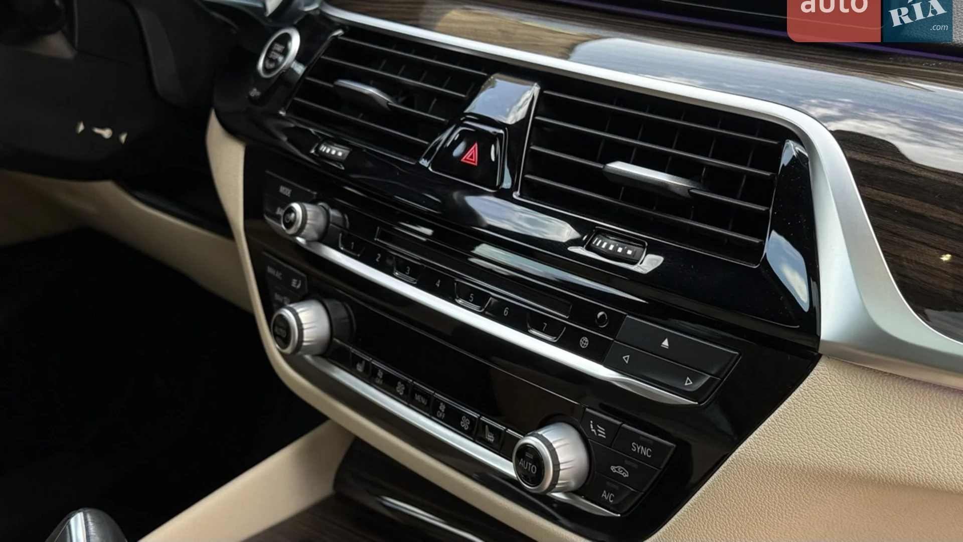 2017 BMW 5er - мініатюра 29