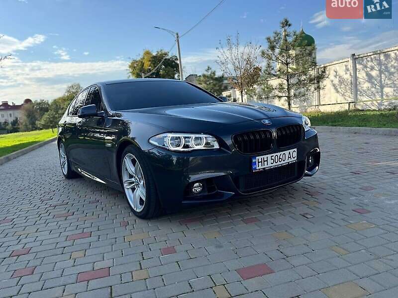 BMW 5 Series 2012