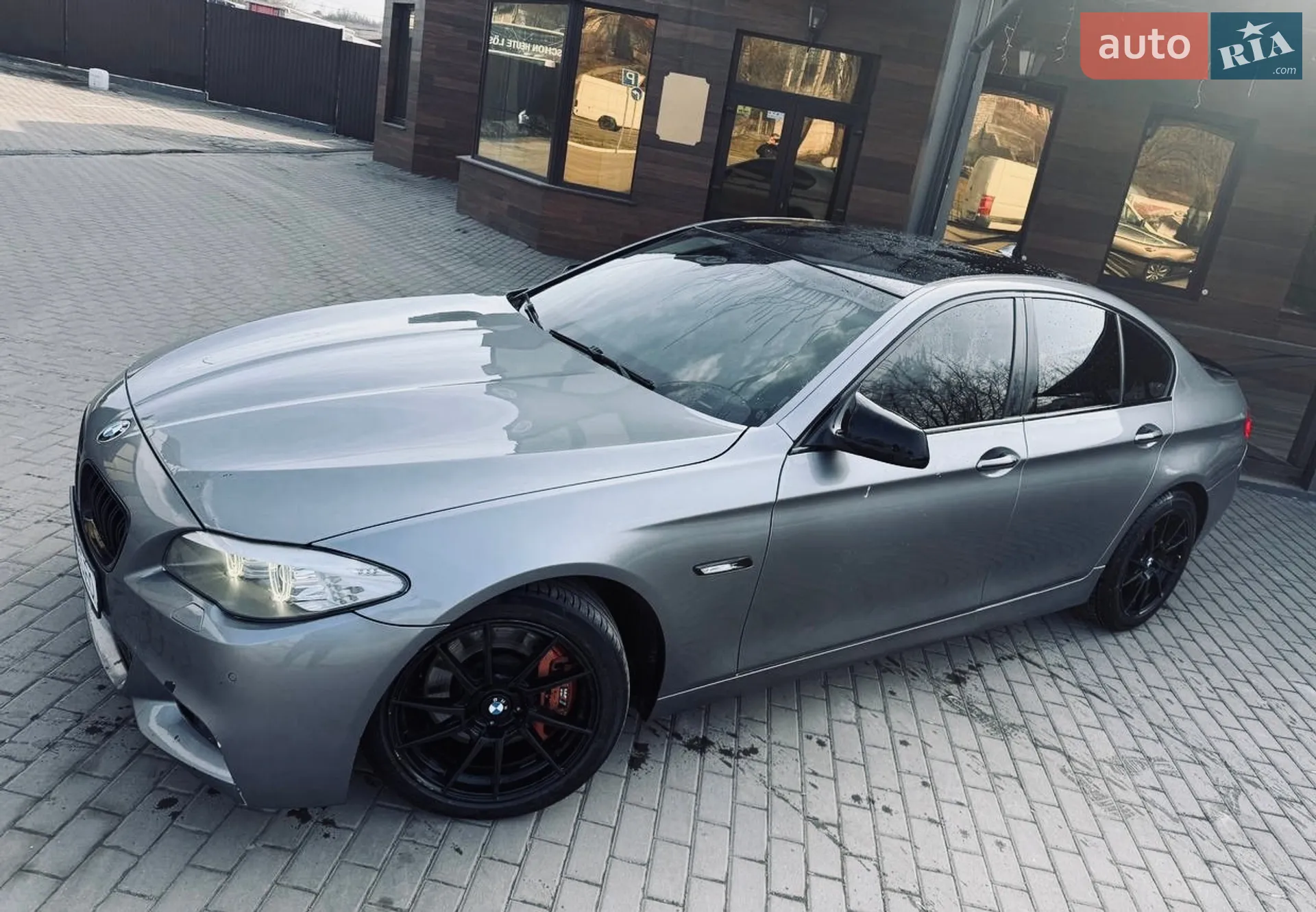 2010 BMW 5er - мініатюра 4