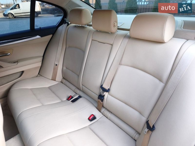 Седан BMW 5 Series 2014 в Виннице