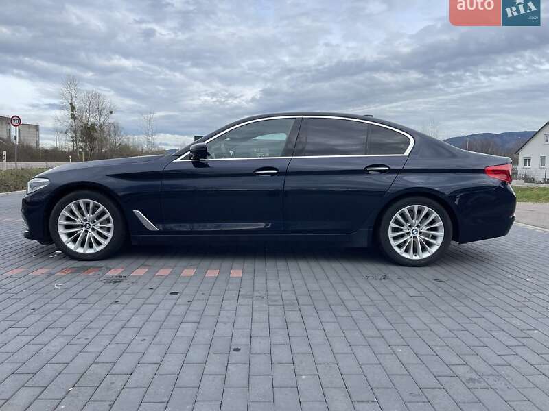 Седан BMW 5 Series 2017 в Николаеве