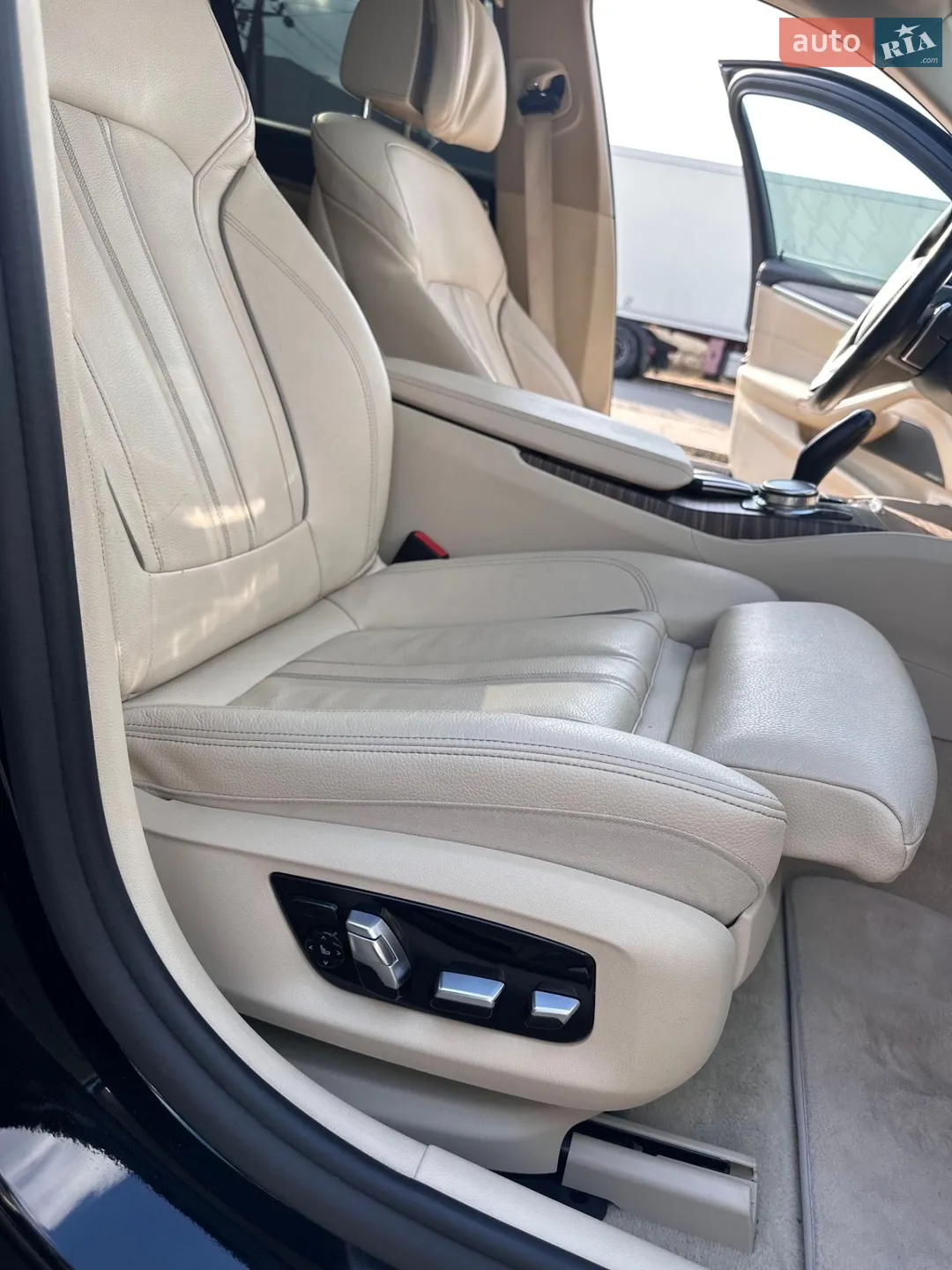 2017 BMW 5er - мініатюра 26