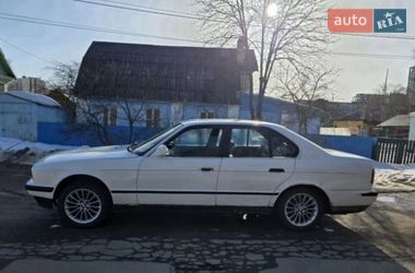 Седан BMW 5 Series 1989 в Дергачах