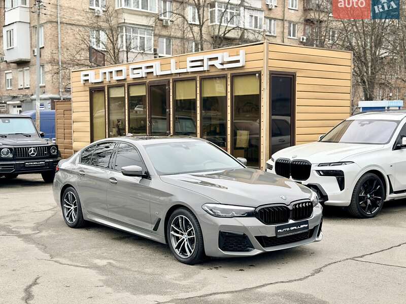 Седан BMW 5 Series 2022 в Киеве