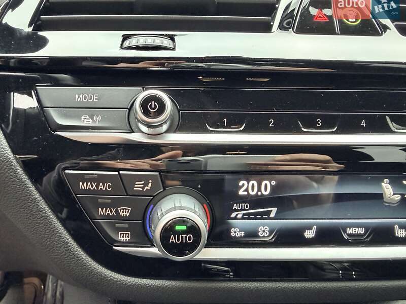 Седан BMW 5 Series 2022 в Киеве