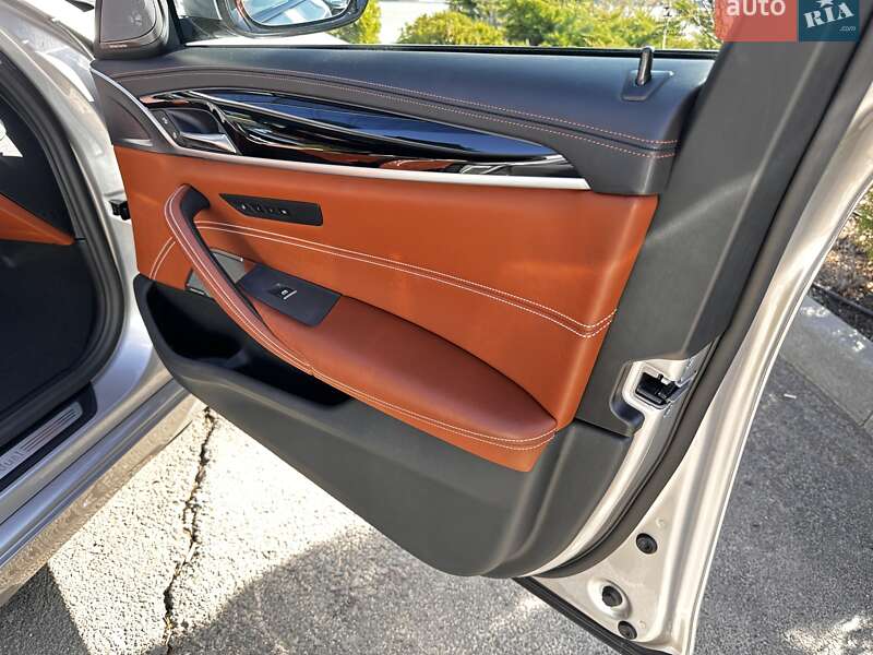 Седан BMW 5 Series 2020 в Одессе фото 18 Седан BMW 5 Series 2020 в Одессе