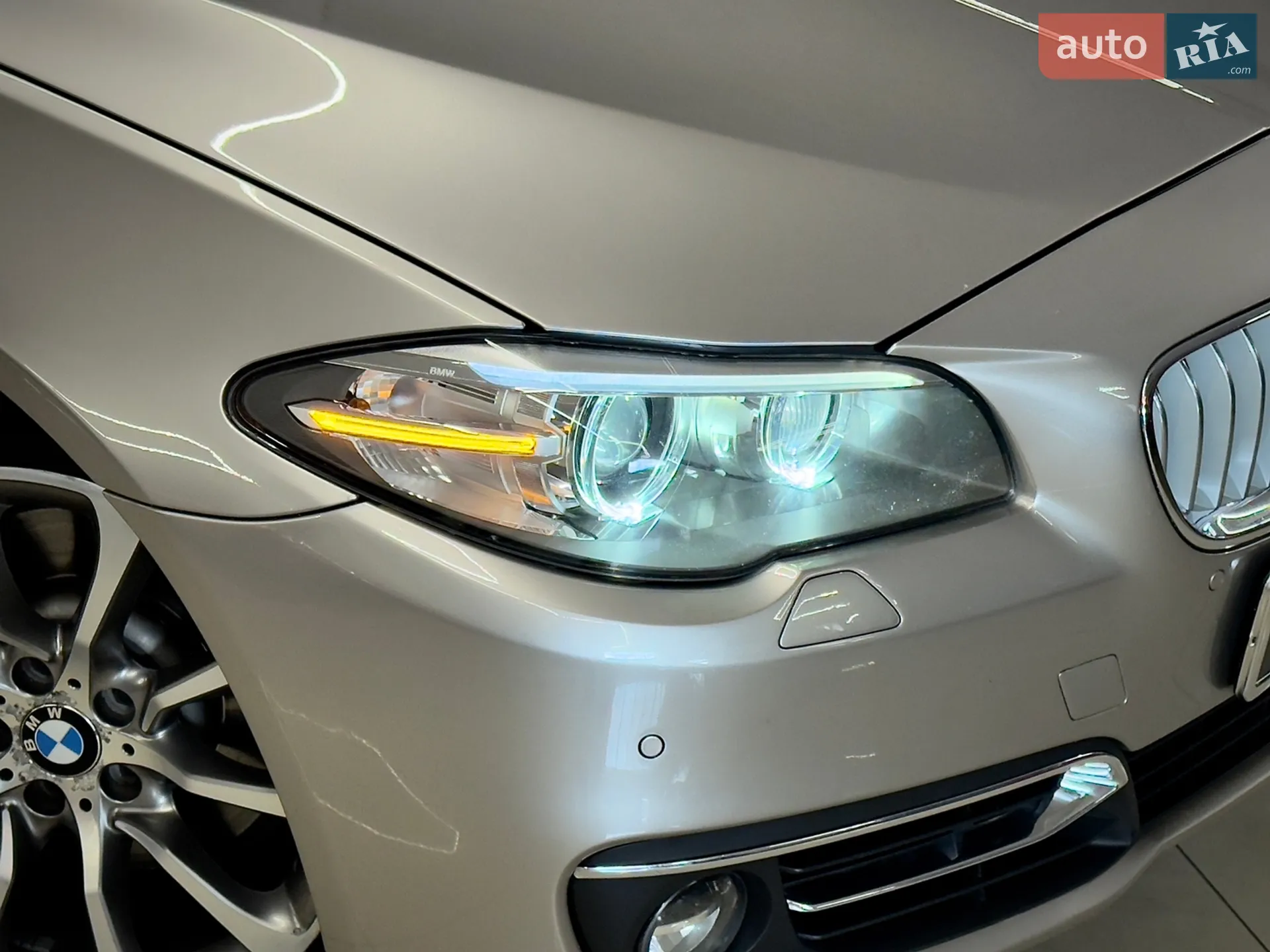 2013 BMW 5er - мініатюра 8